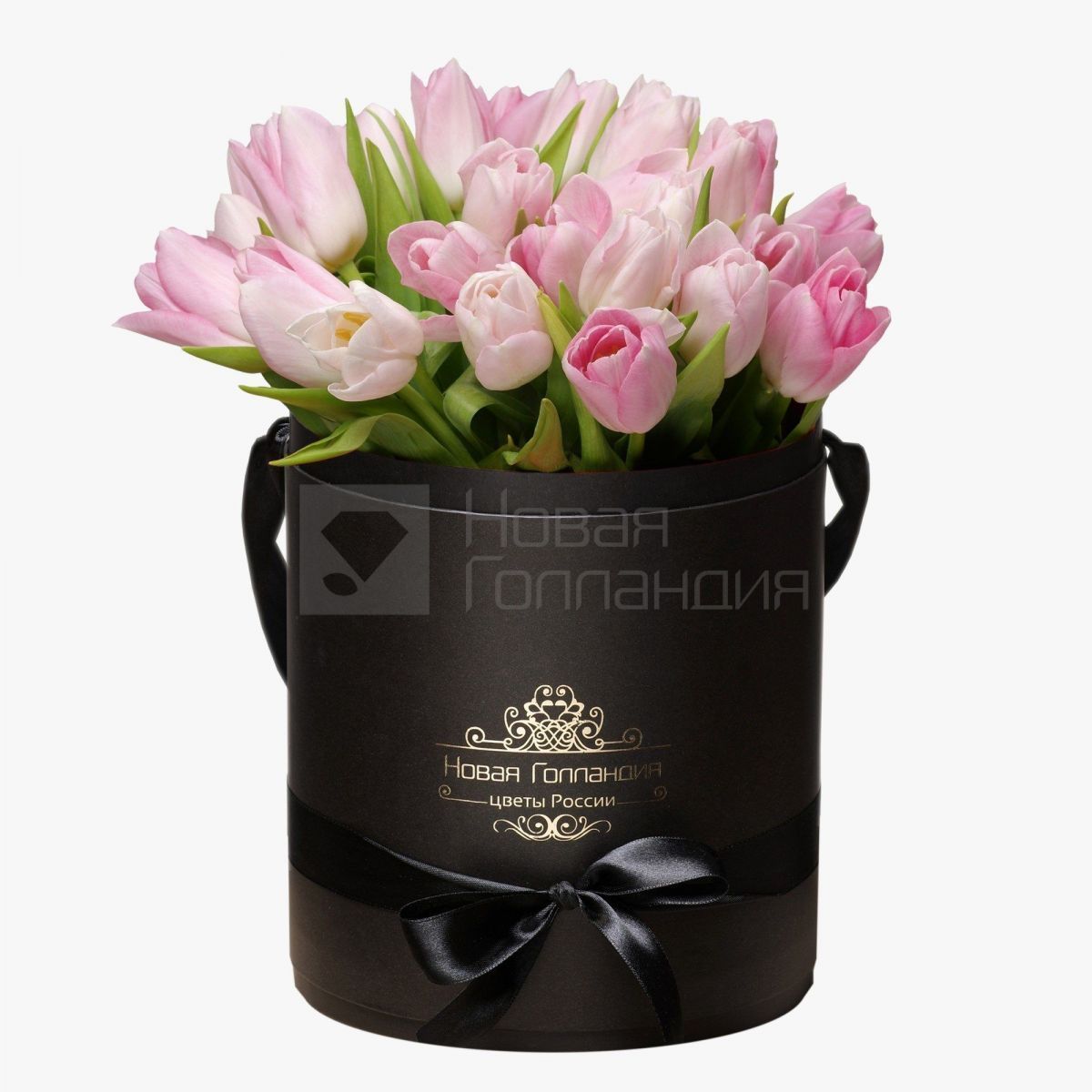 35 розовых тюльпанов в черной шляпной коробке №343