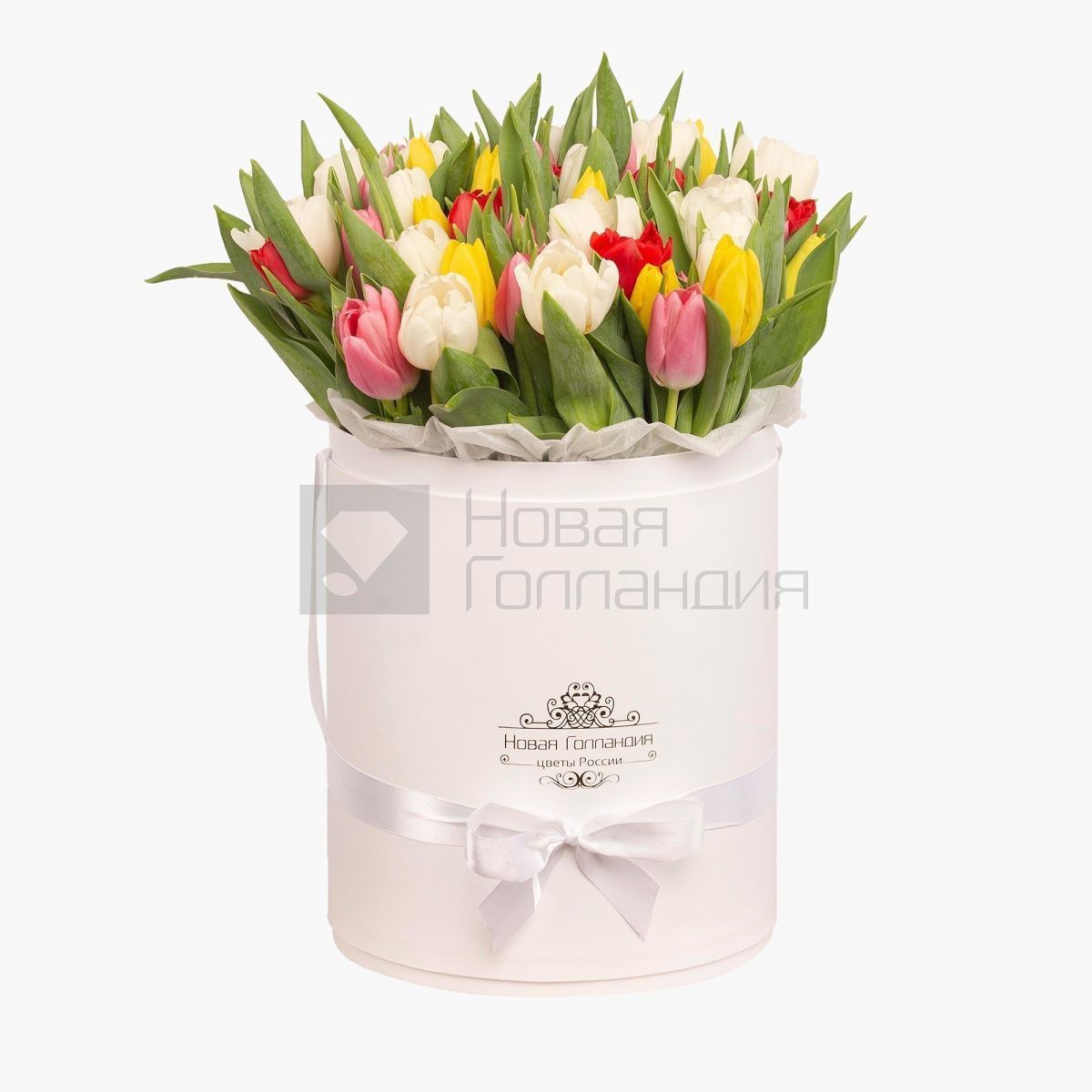 59 тюльпанов микс в большой белой шляпной коробке №506