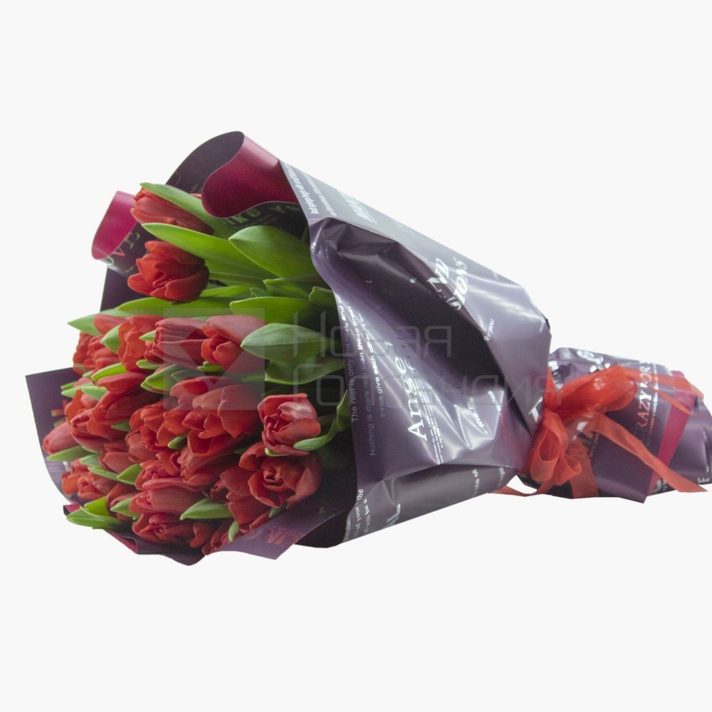 Букет 35 красных тюльпанов