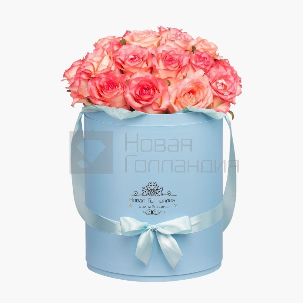 25 розовых роз Джумелия в голубой шляпной коробке №157