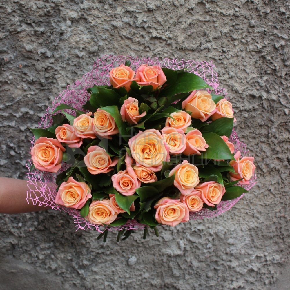 Букет из 25 розовая роза 50см.
