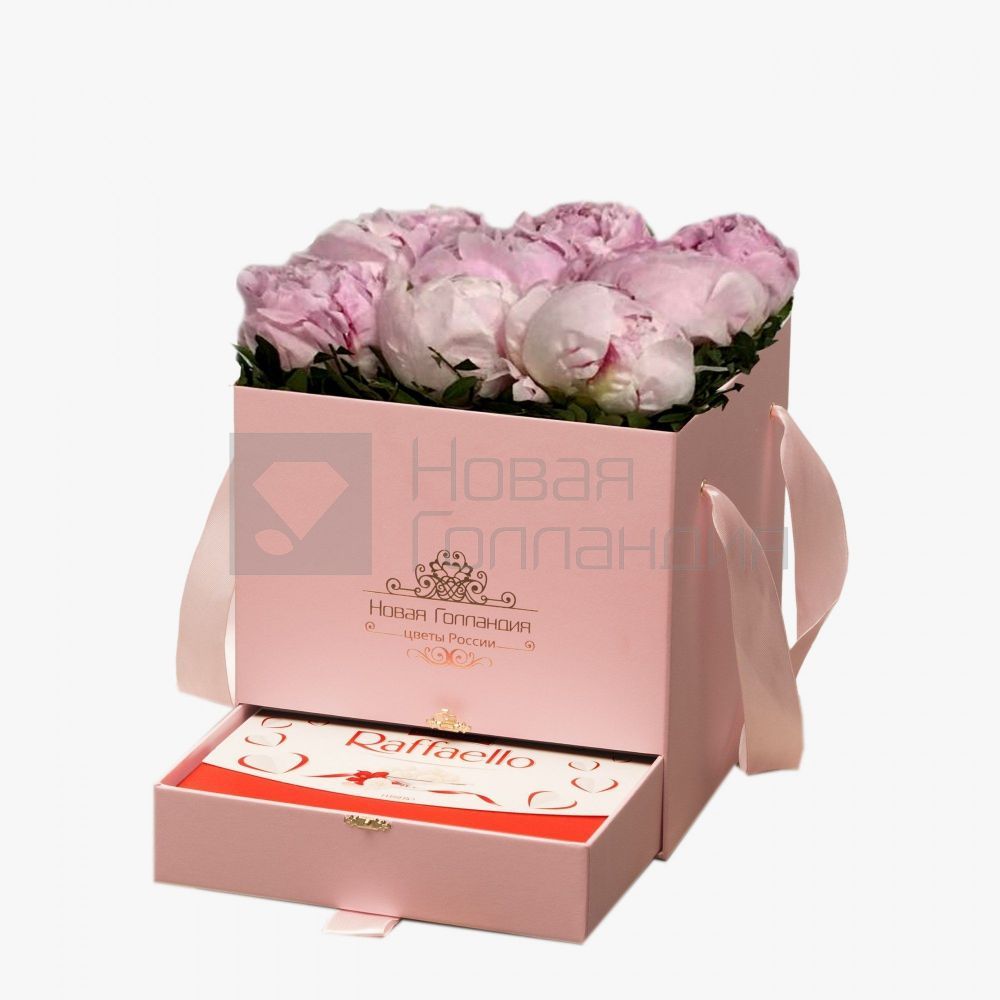 9 пионов в розовой коробке шкатулке Raffaello в подарок №430